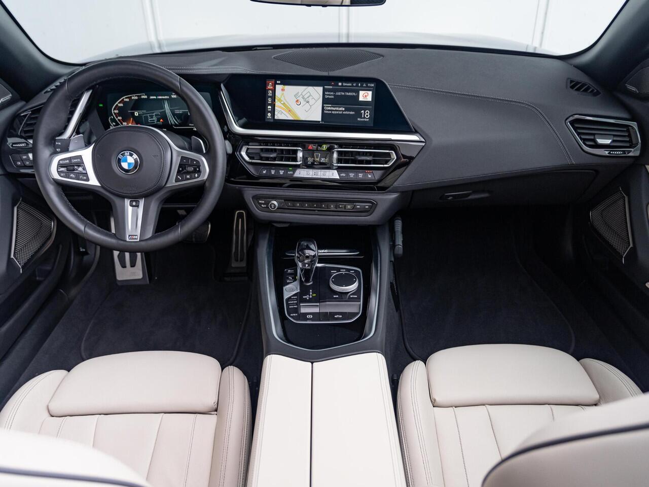 BMW Z4 Roadster M40i | High Executive | Parking Pack | Harman Kardon | Verwarmd Stuurwiel | Comfort Access | Achteruitrijcamera | Stoelverwarming | Head-Up Display