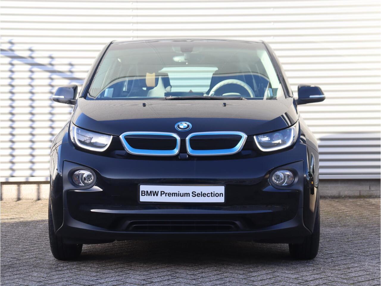 BMW i3 94Ah | Warmtepomp | Navigatie Prof. | Stoelverwarming | Comfort Access | 19'' LMV