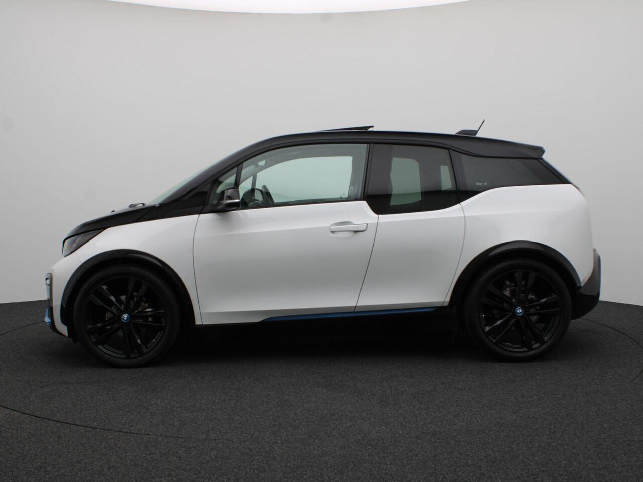 BMW i3 S Executive | Comfort Access | Achteruitrijcamera | Schuifdak | Navigatie Professional | 20''
