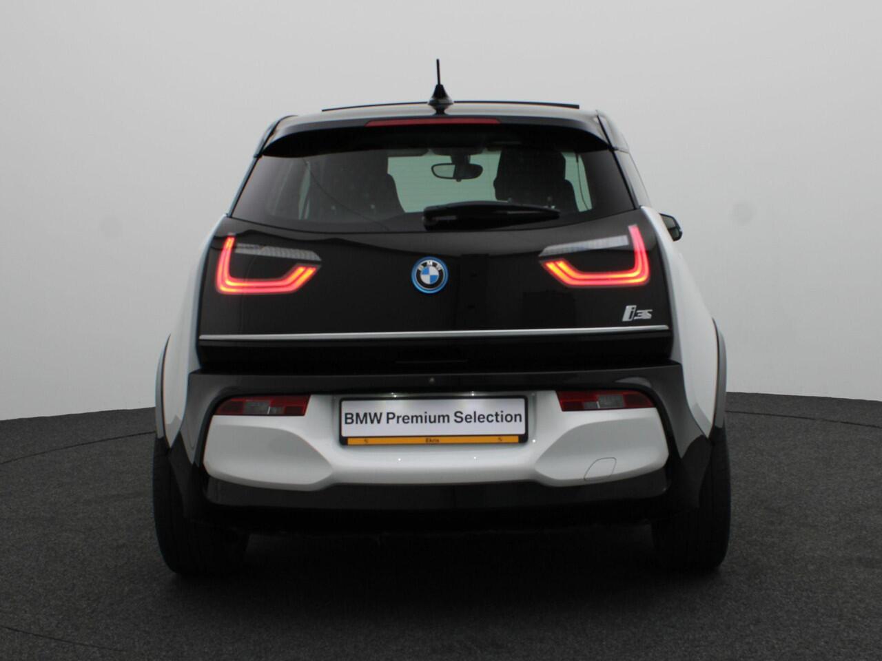 BMW i3 S Executive | Comfort Access | Achteruitrijcamera | Schuifdak | Navigatie Professional | 20''