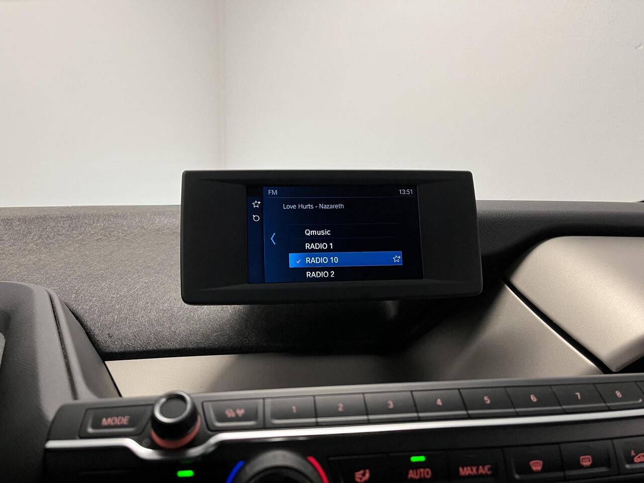 BMW i3 Executive Edition 120Ah 42 kWh | soH 94,4 % | CARPLAY | DEALERONDERHOUDEN |