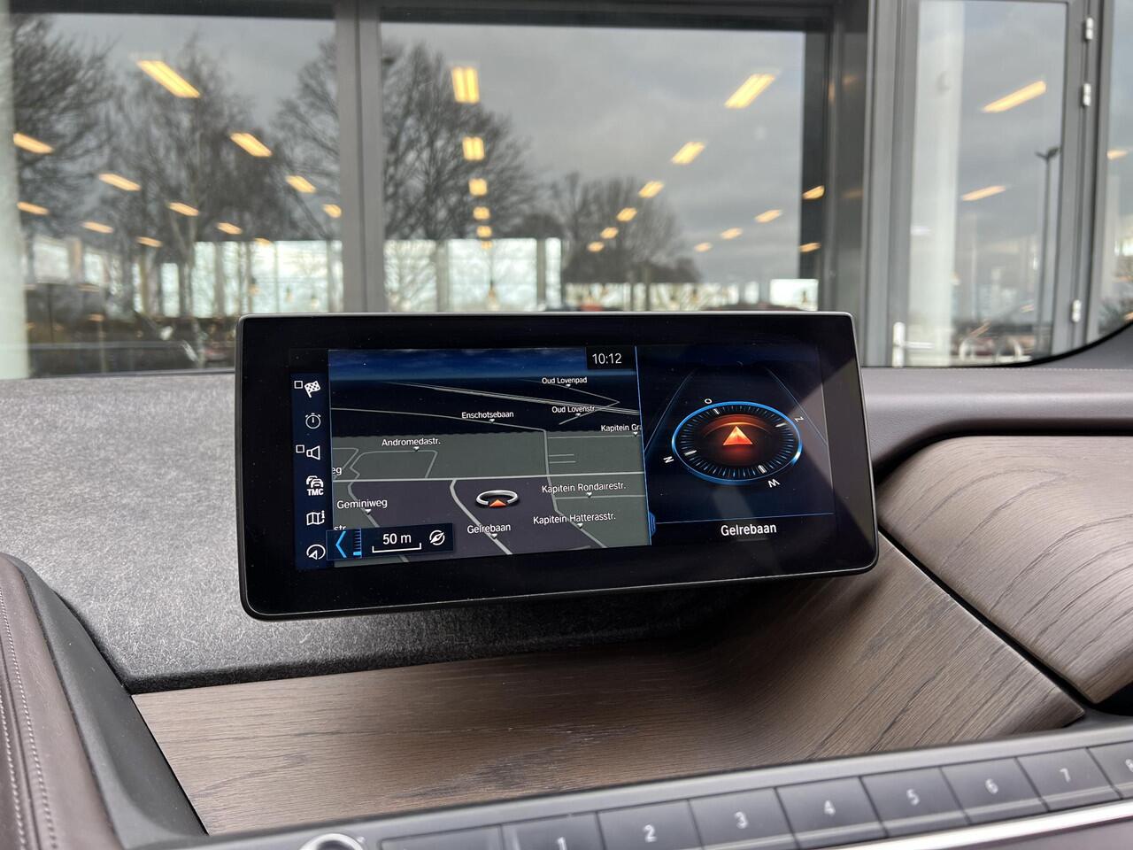 BMW i3 Business Edition Plus 120Ah 42 kWh 170PK | SOH 91.2% | Schuifkanteldak | Leder | Adaptieve Cruise Control | Stoelverwarming