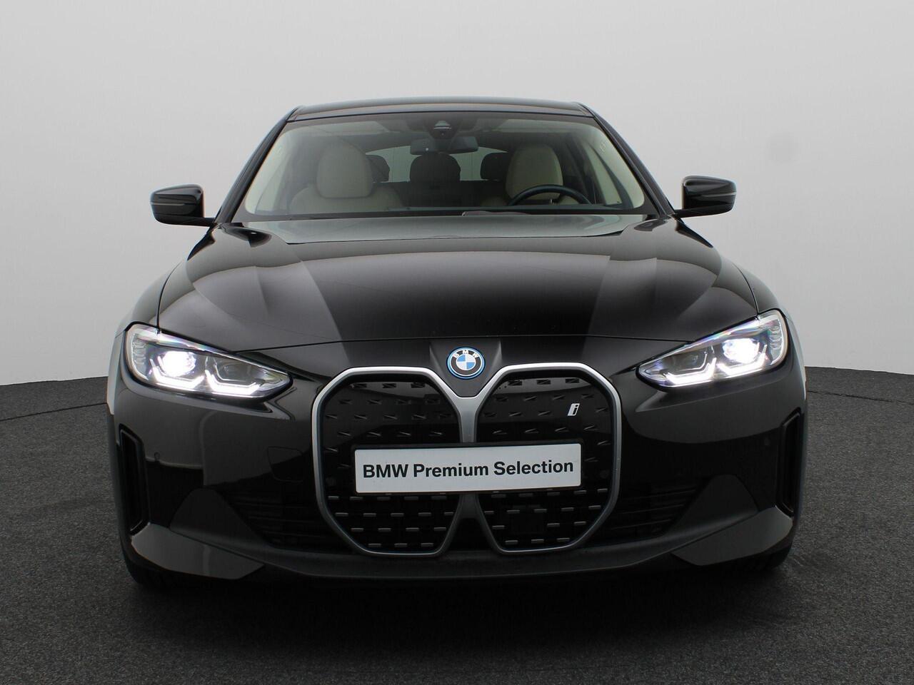 BMW i4 eDrive40 84 kWh Trekhaak | HIFI | Widescreen Display | 17"