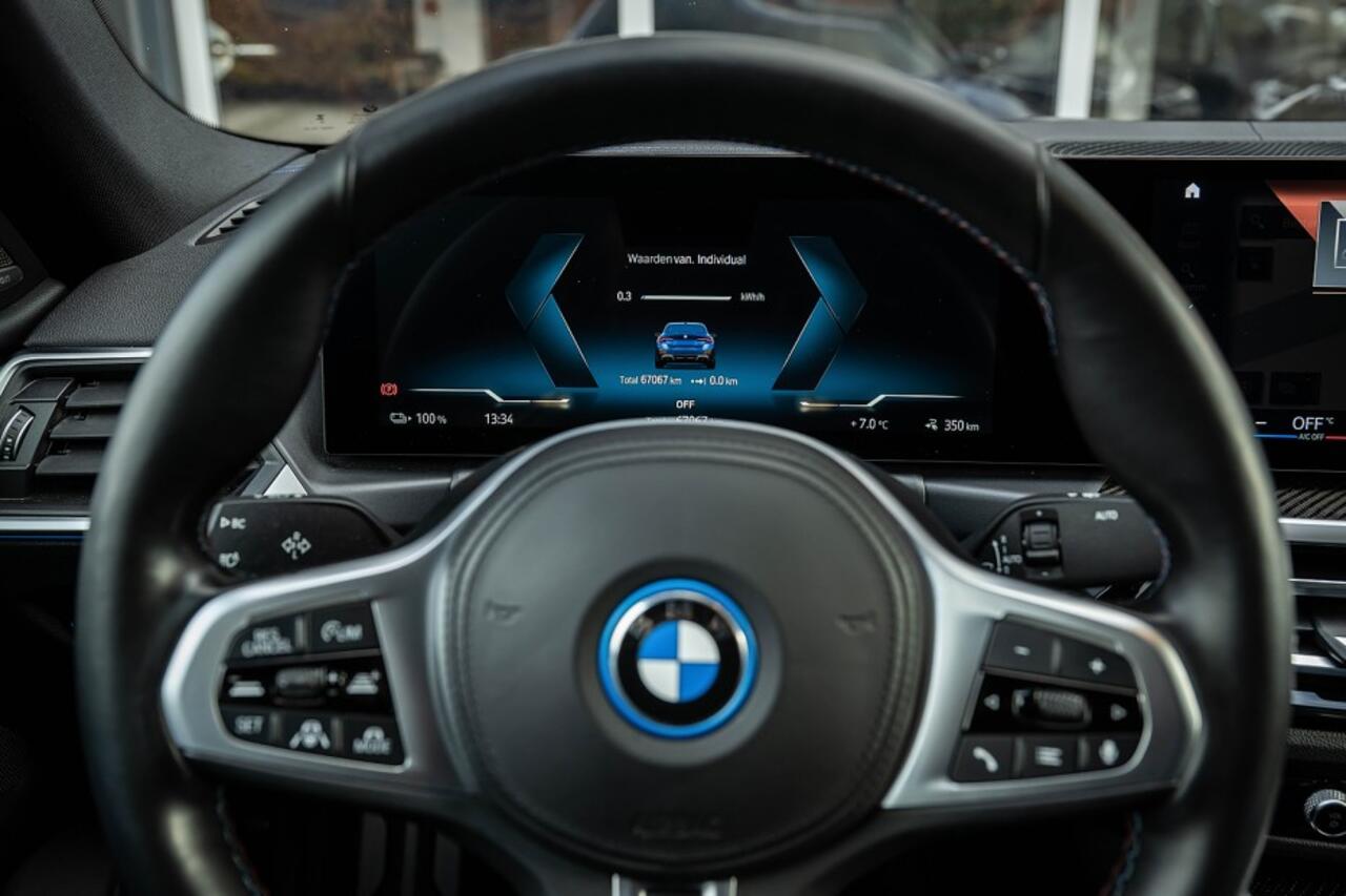 BMW i4 M50 High Executive 84 kWh | M Sport Pro | H/K | Laser | M Seats | Memory | ACC | 360° Camera | Trekhaak | 20' inch |