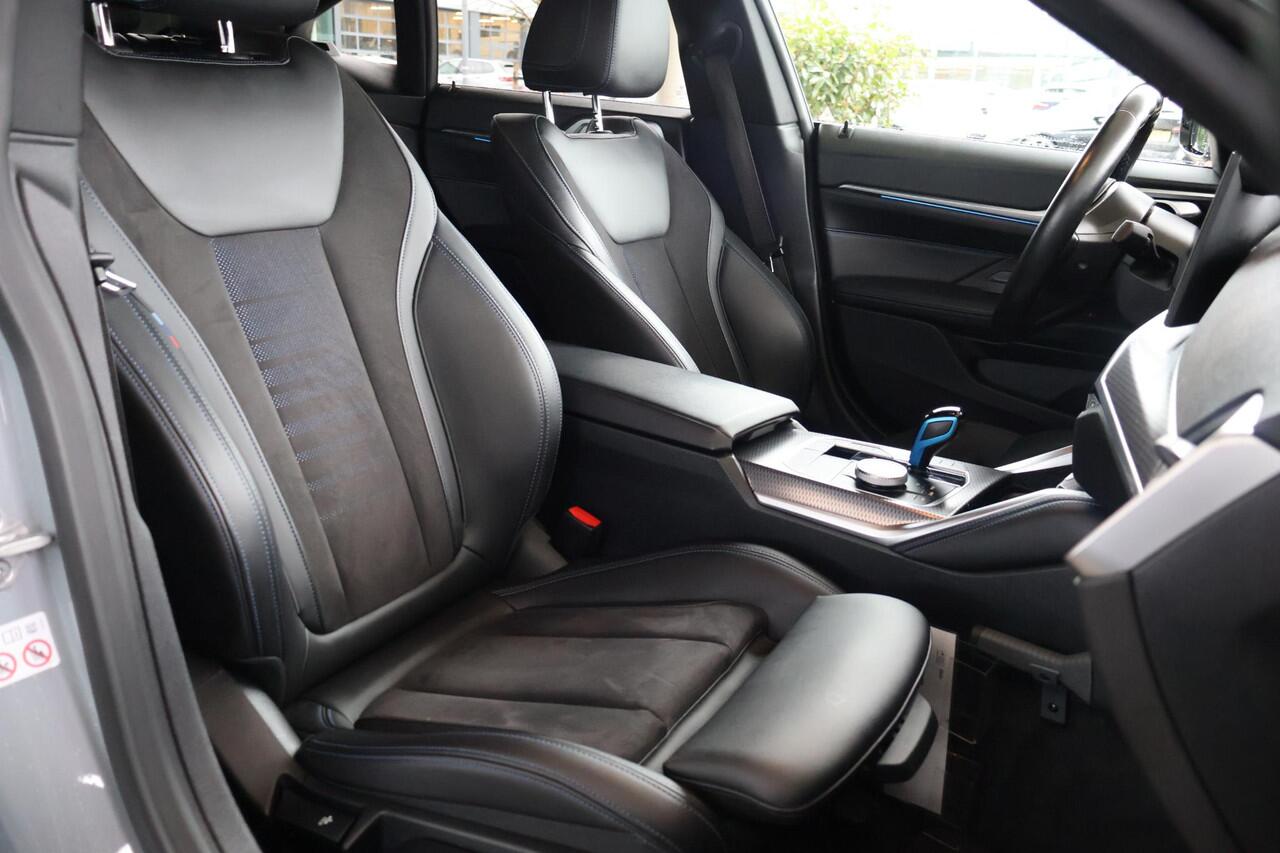 BMW i4 eDrive40 | M Sport | Brooklyn Grau | Alcantara | Camera | Parkeersensoren voor en achter | 19" LM M Y-Spaak | Navigatie | PS