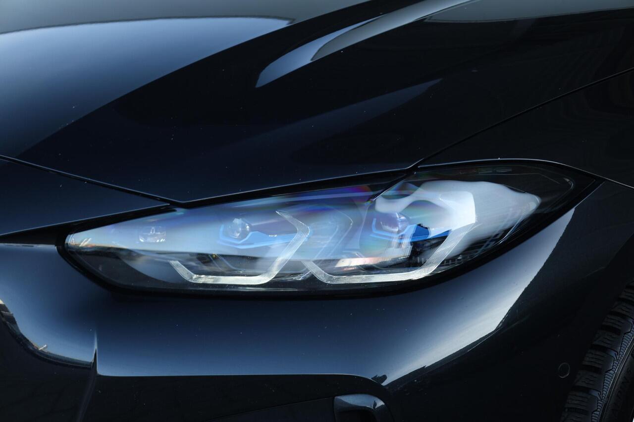 BMW i4 M50 High Executive 84 kWh M Sportpakket Pro/ Verwarmd Stuurwiel/ Comfort Access/ Harman-Kardon/ Driving Assistant Professional/ M Sportstoelen