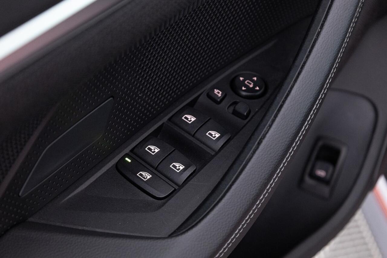 BMW i4 eDrive40 84 kWh | Half LEDER | Full LED | Sunset Orange Metallic