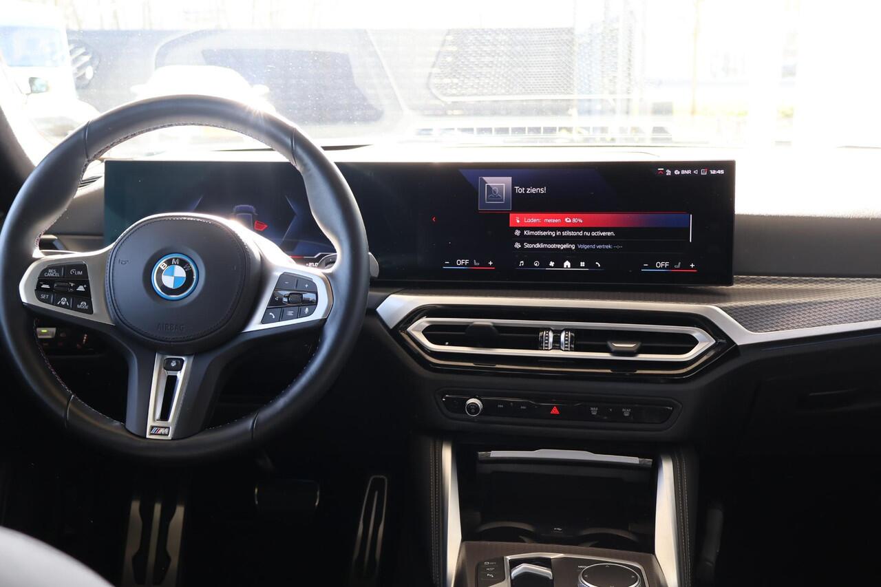 BMW i4 M50 | M Sportpakket Pro | Panorama Dak | Stuurverwarming | Driving Assistant Professional | Harman/Kardon