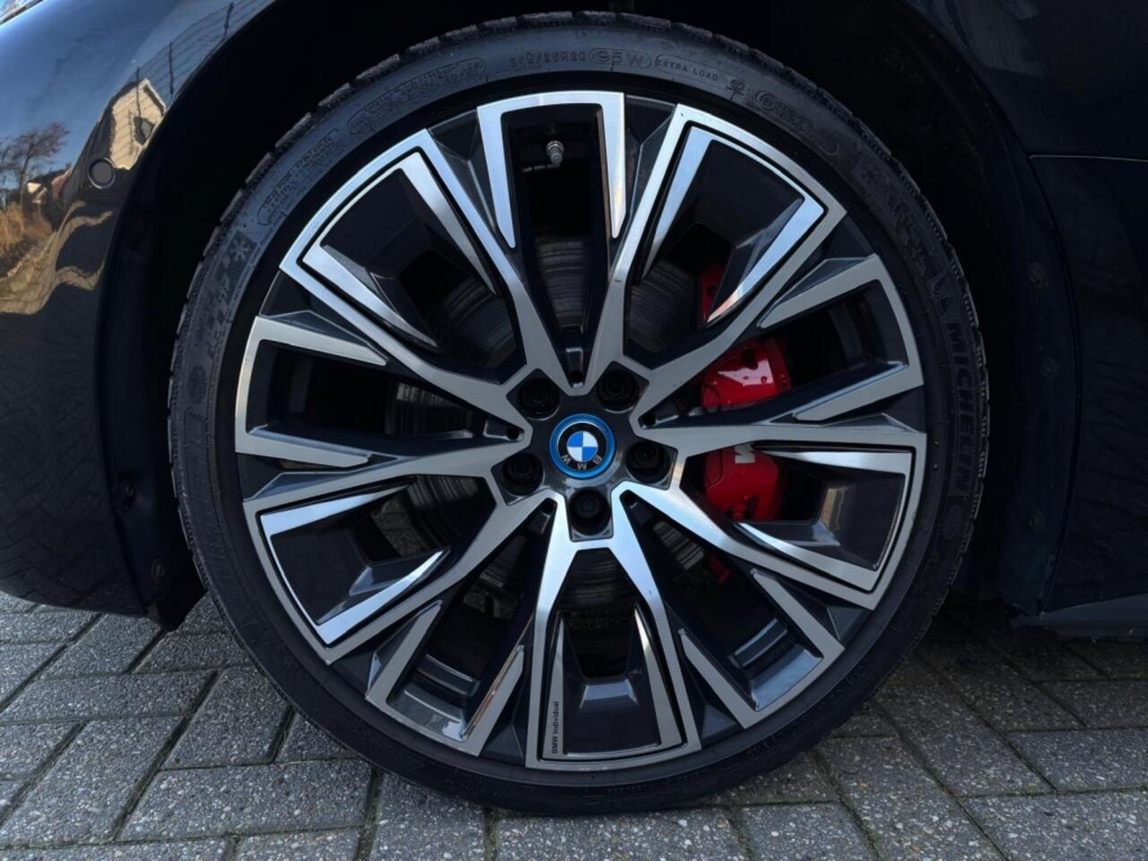 BMW i4 eDrive40 High Executive M Sport Pro pack | Adaptive cruise