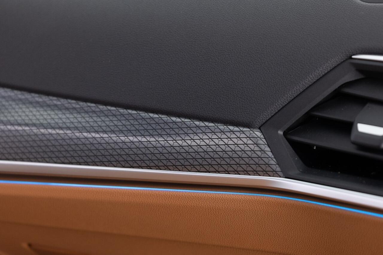 BMW i4 M50 High Executive 84 kWh | SCHUIFDAK | LEDER ? 1e Eigenaar .