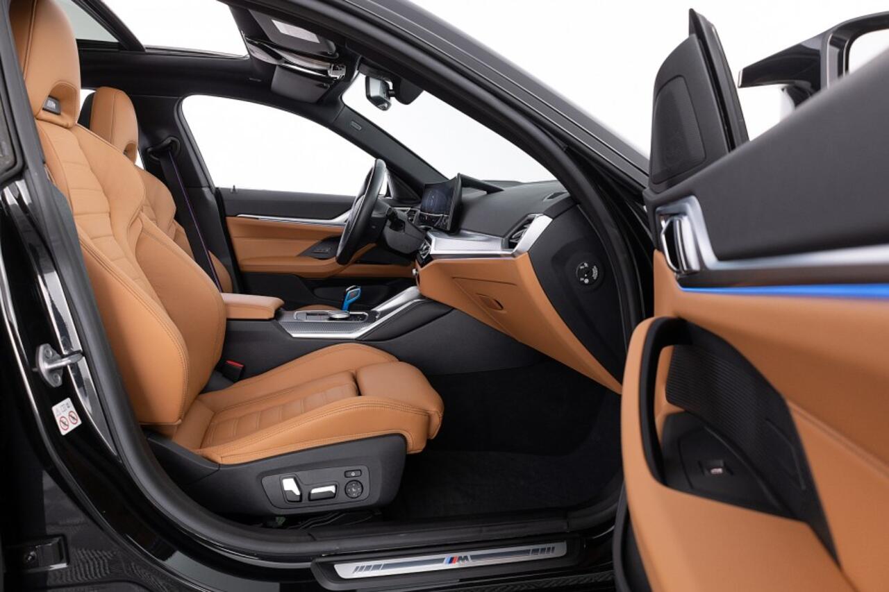 BMW i4 M50 High Executive 84 kWh | SCHUIFDAK | LEDER ? 1e Eigenaar .