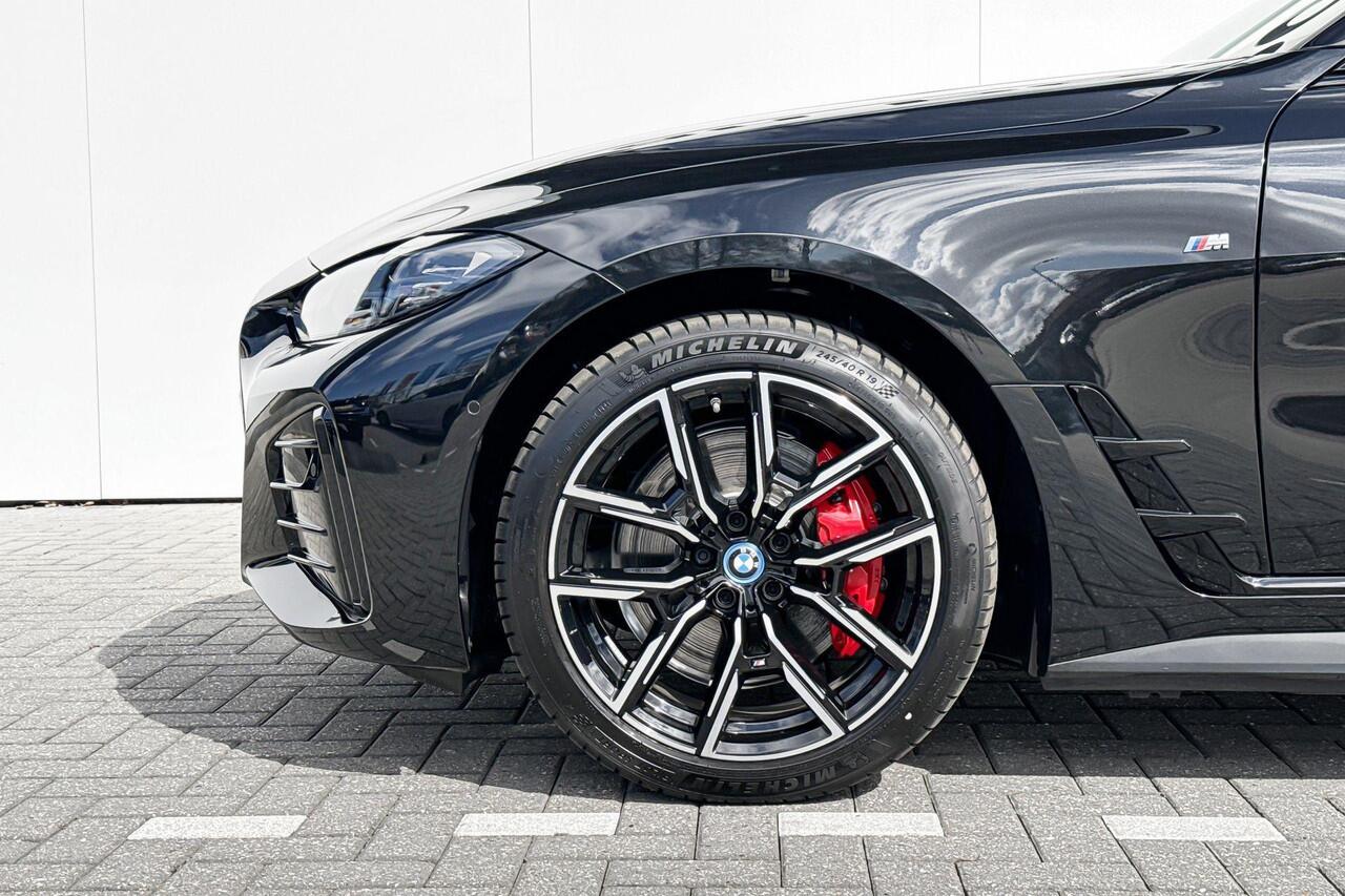 BMW i4 eDrive35 70 kWh | HiFI | M Sport