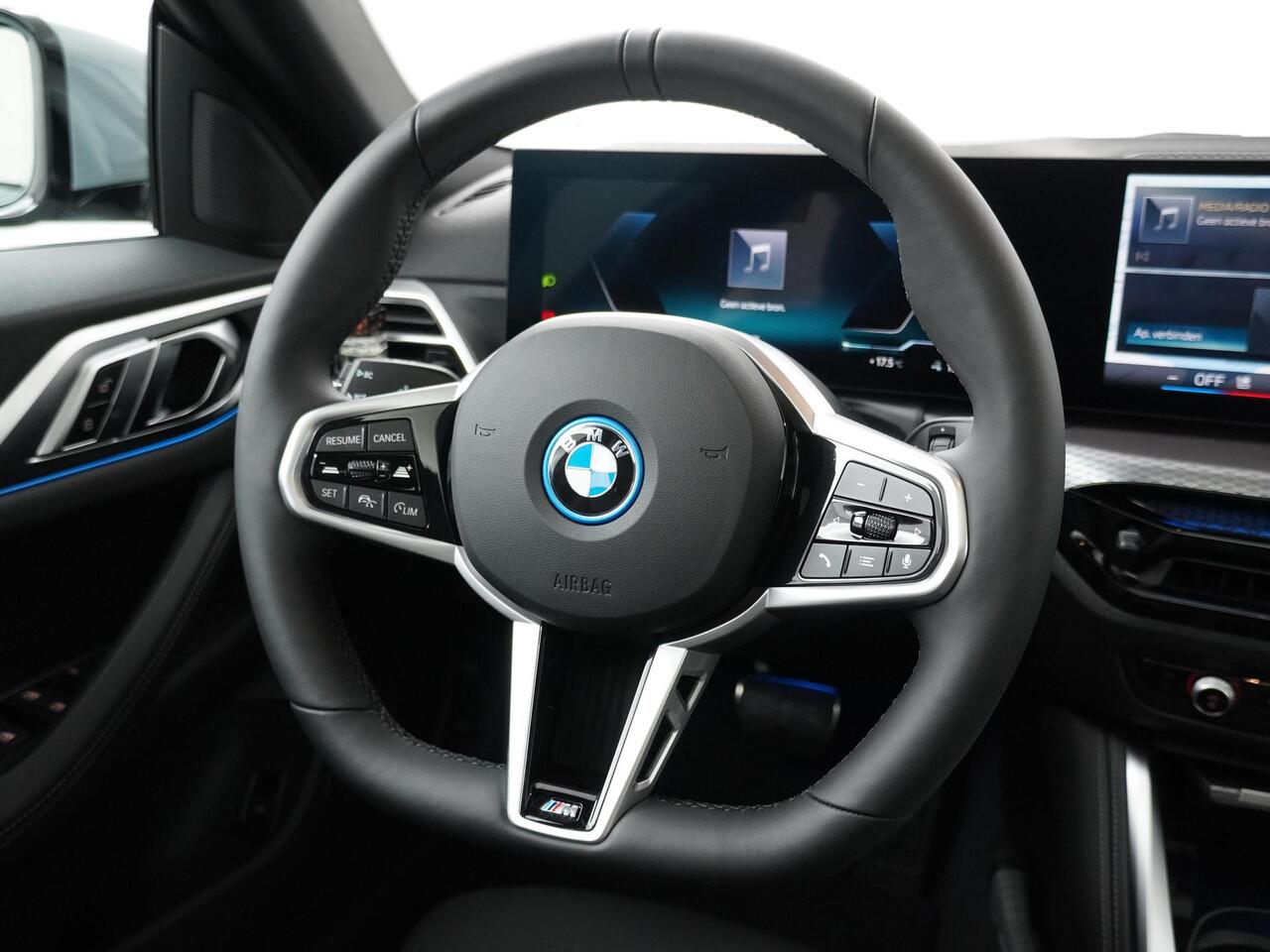 BMW i4 eDrive35 M Sport Edition 70 kWh | Comfort Pack | Glazendak | Getint Glas | 19inch | Ekris Selection