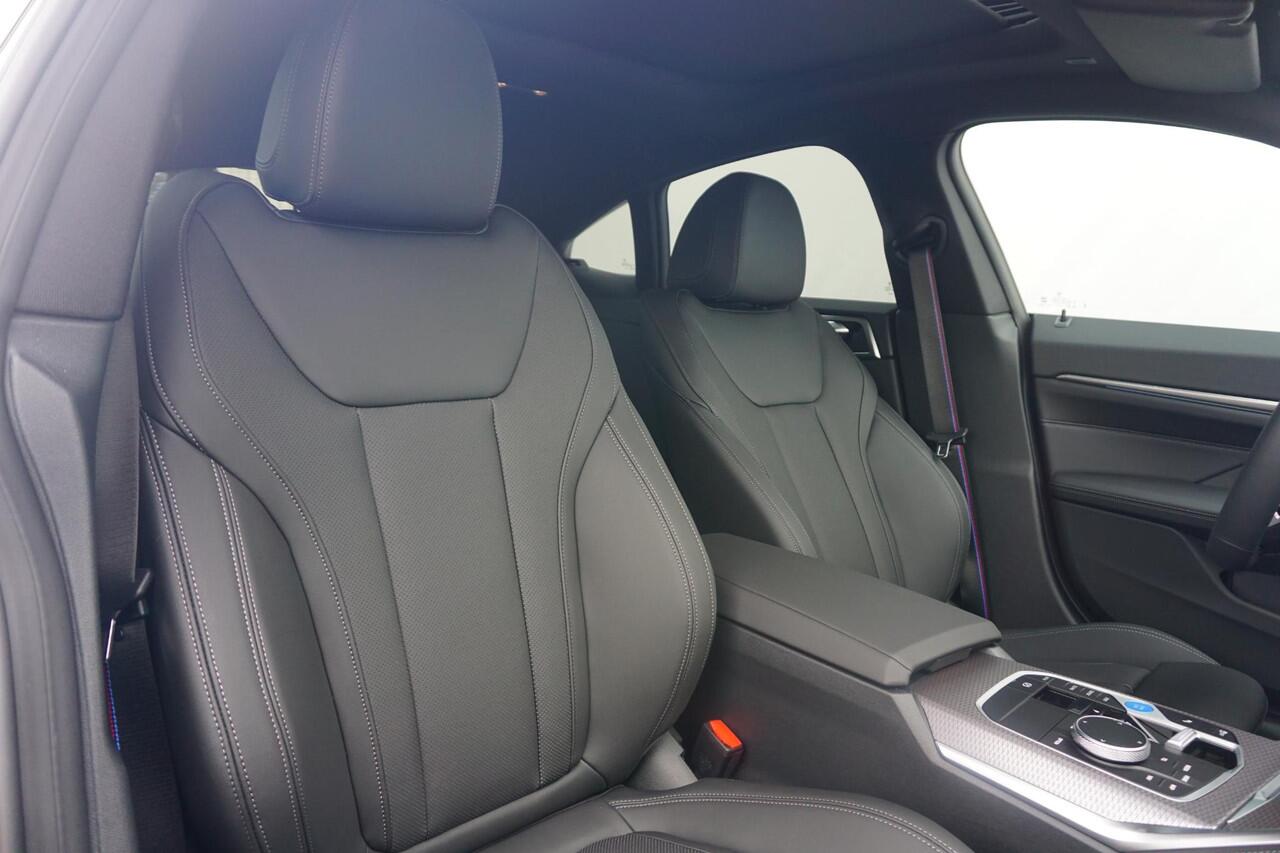 BMW i4 eDrive35 M sportpakket Pro Schuif-/kanteldak / Comfort Access / Active Cruise Control / Stuur-stoelverwarming / Ekris Selection