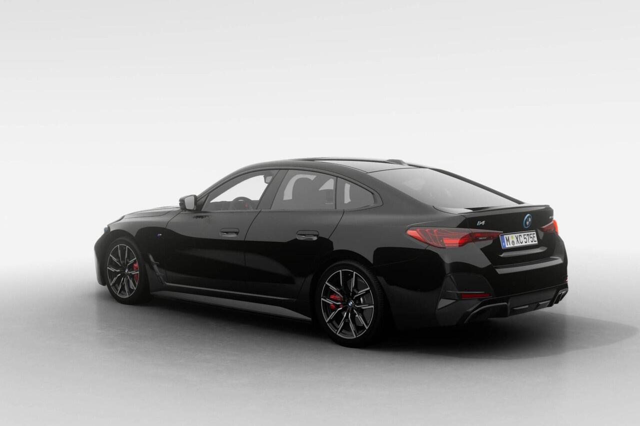 BMW i4 eDrive35 M Sport Edition | M Sport Pro | Comfort Pack | Elektrisch bediend glazen schuif-/kanteldak