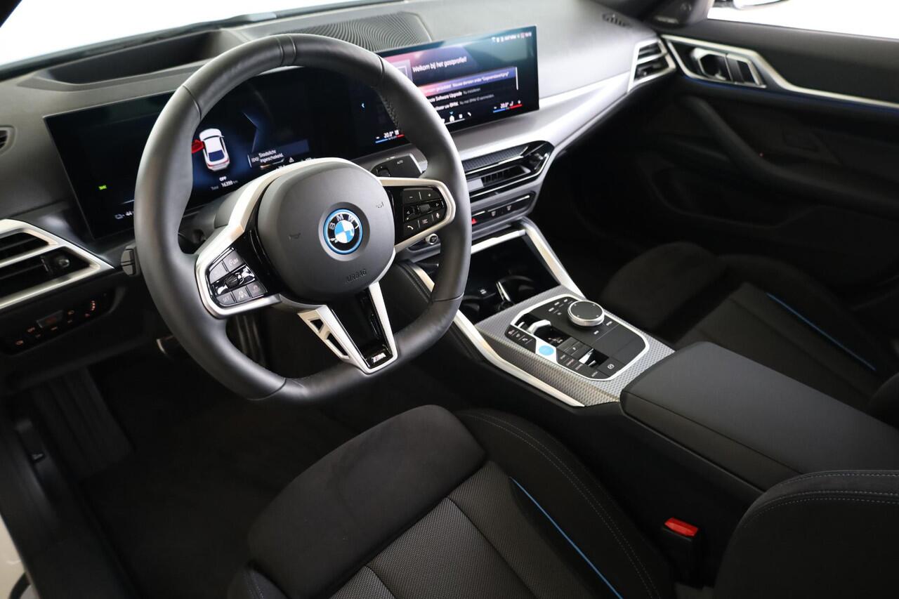 BMW i4 eDrive40 | M Sportpakket | Innovation Pack | Comfort Pack