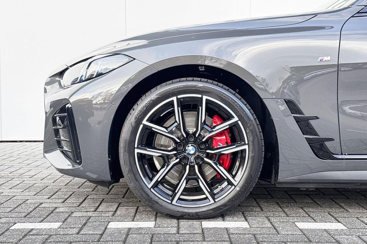 BMW i4 eDrive40 M Sport Edition | M Sport Pro | Comfort Pack | Elektrisch Glazen Panoramadak