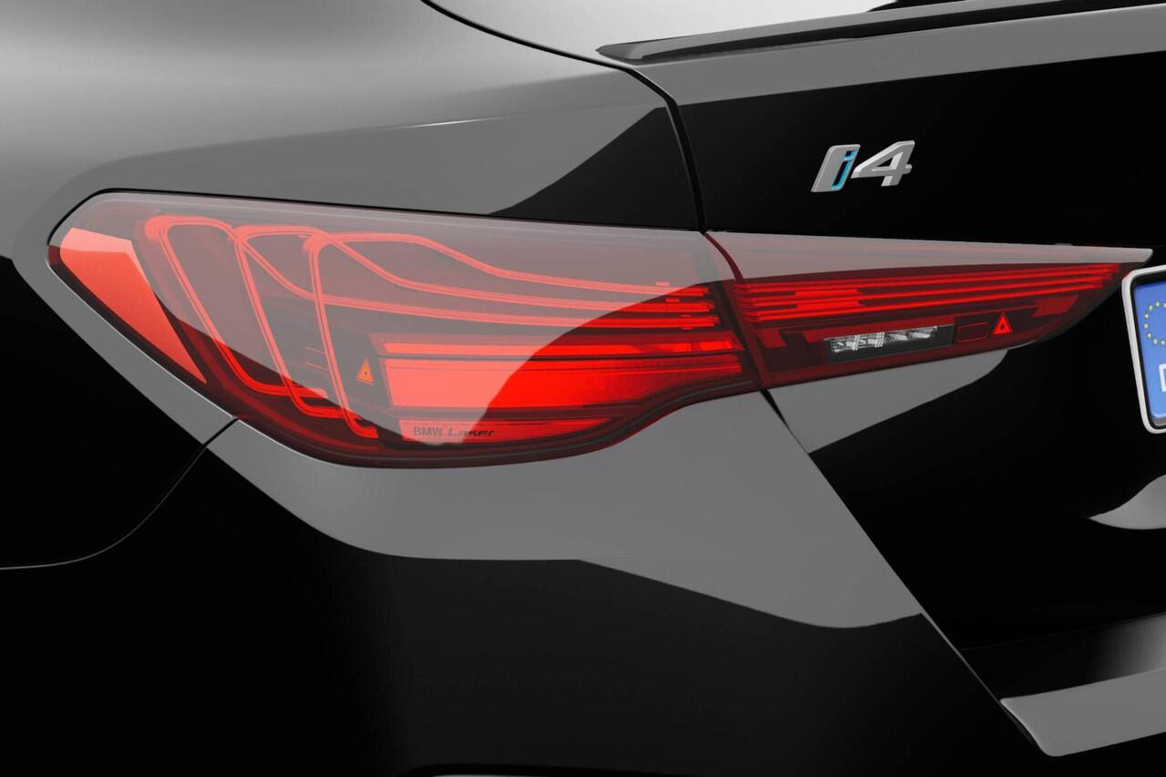 BMW i4 eDrive40 M Sport Edition | M Sport Pro | Comfort Pack | Active Cruise Control | Showroomvoordeel