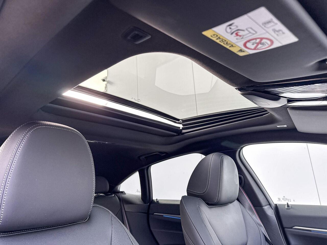 BMW i4 eDrive35 M Sport Edition Stuurwielrand verwarming / 19'' / Schuifdak