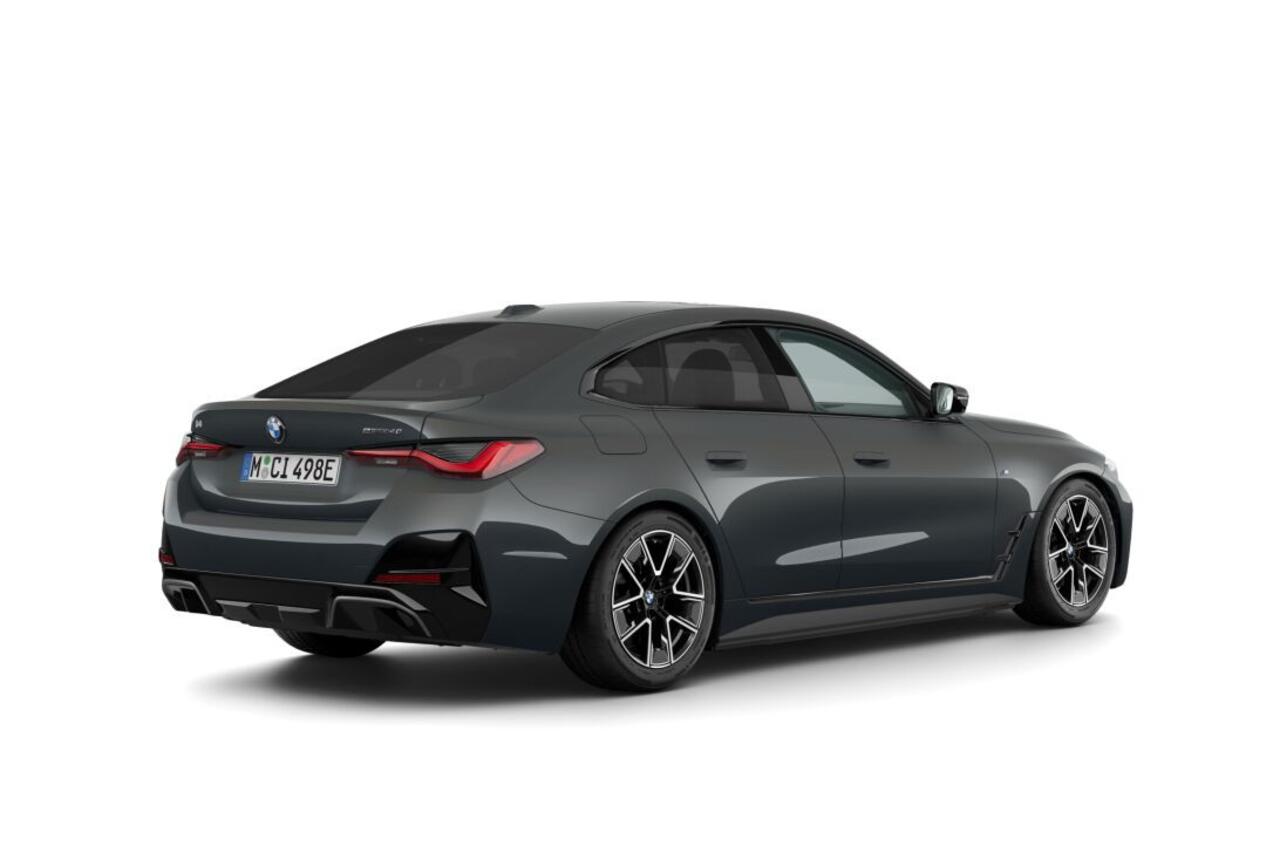 BMW i4 eDrive40 M Sport Edition 84 kWh | M Sportpakket | Innovation Pack | Comfort Pack | Showroomvoordeel