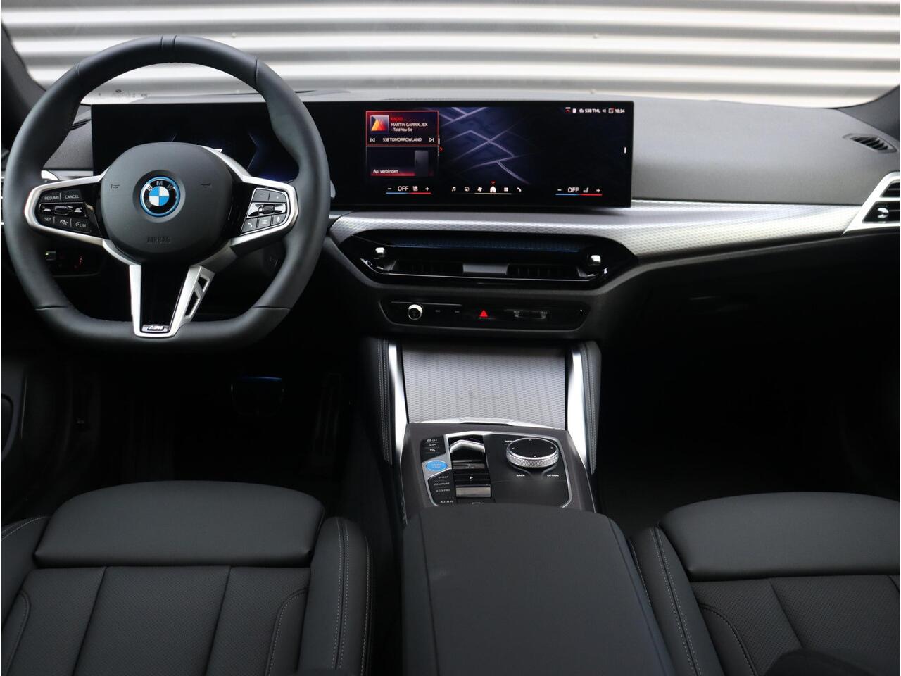 BMW i4 eDrive40 M Sport Edition | M Sportpakket Pro | Innovation Pack | Comfort Pack | Trekhaak