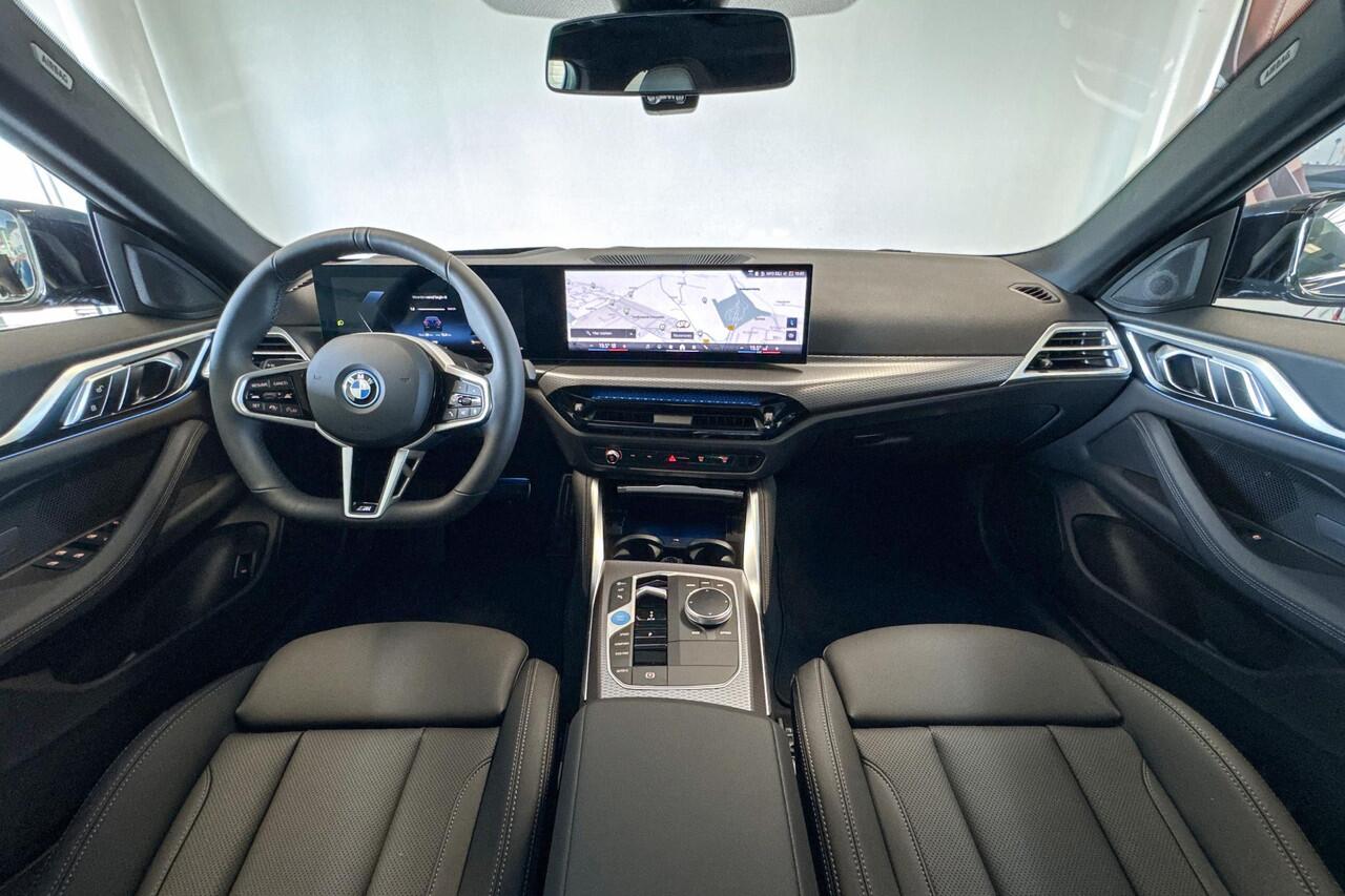 BMW i4 eDrive35 M Sport Edition 70 kWh | Glazen Panoramadak | Stoelverwarming | Achteruitrijcamera | ElectricDeals