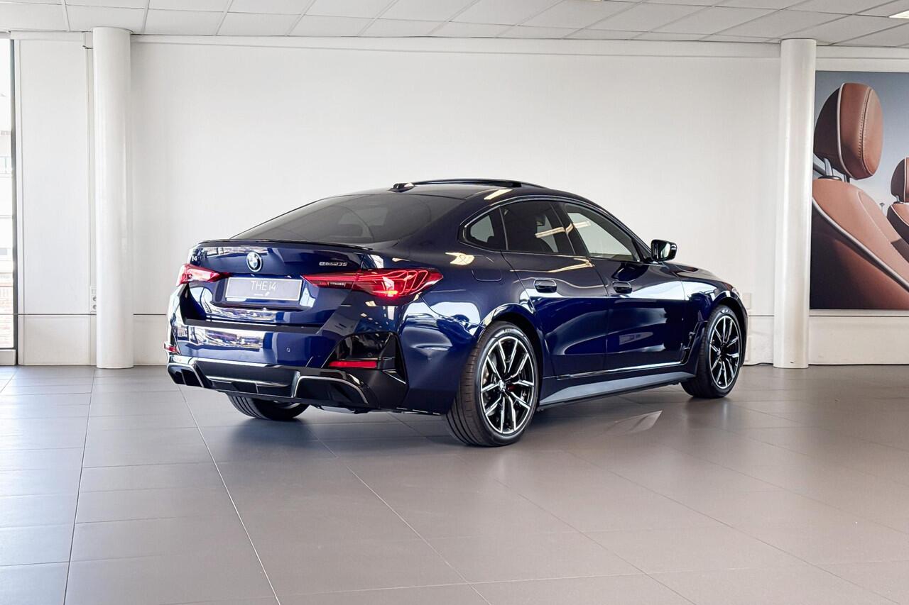 BMW i4 eDrive35 M Sport Edition 70 kWh | Glazen Panoramadak | Stoelverwarming | Achteruitrijcamera | ElectricDeals