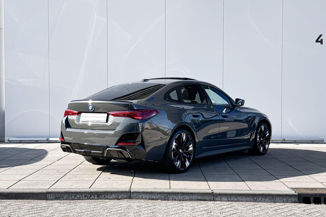 BMW i4 eDrive40 M Sport Edition / Head Up Display / Driving Assistant / Comfort Access / Adaptieve LED lampen / Glazen dak / Parking Assistant Plus | ElectricDeals