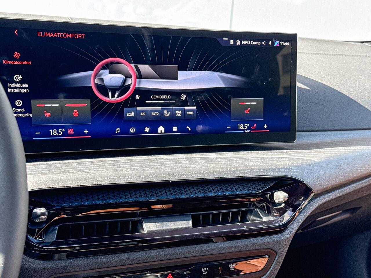 BMW i4 eDrive40 M Sport Edition / Head Up Display / Driving Assistant / Comfort Access / Adaptieve LED lampen / Glazen dak / Parking Assistant Plus | ElectricDeals