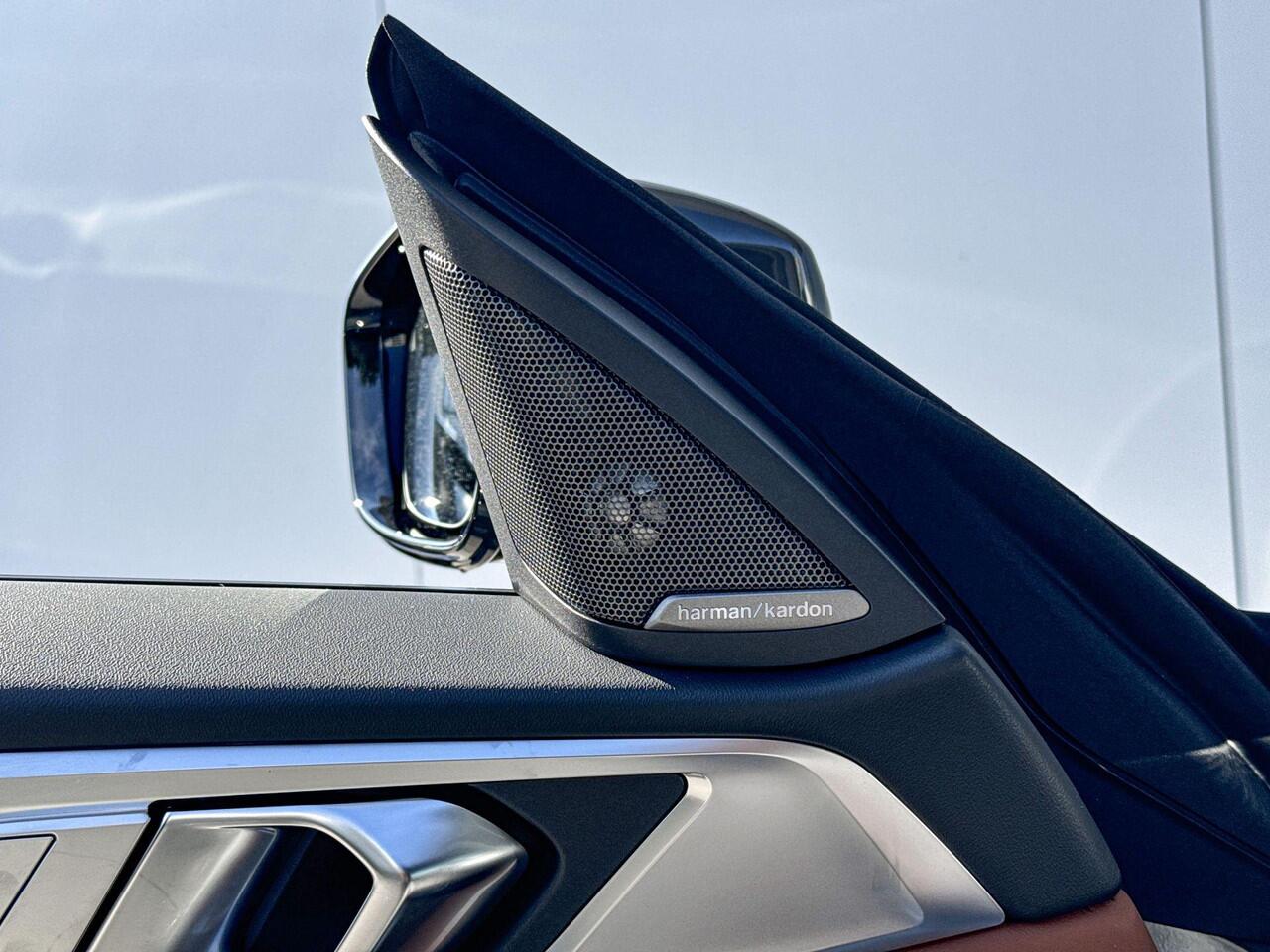 BMW i4 eDrive40 M Sport Edition / Head Up Display / Driving Assistant / Comfort Access / Adaptieve LED lampen / Glazen dak / Parking Assistant Plus | ElectricDeals