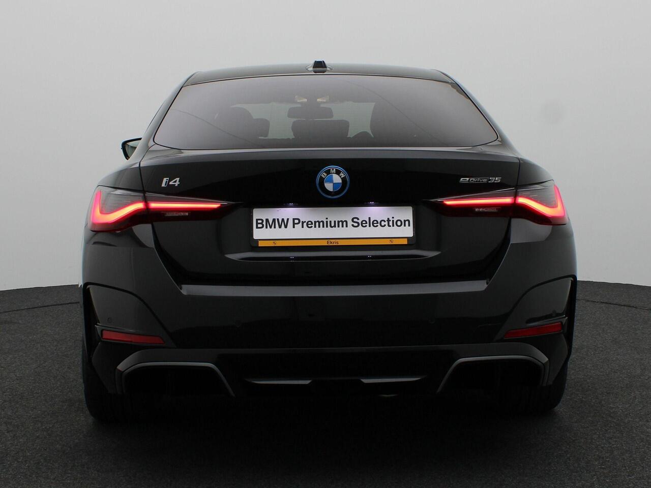 BMW i4 eDrive35 M Sportpakket | M Sport Edition | Innovation Pack | Comfort Pack | Stuurwielrand Verwarmd | Trekhaak | Active Cruise Control | DAB | HiFi | 18'' | Ekris Selection