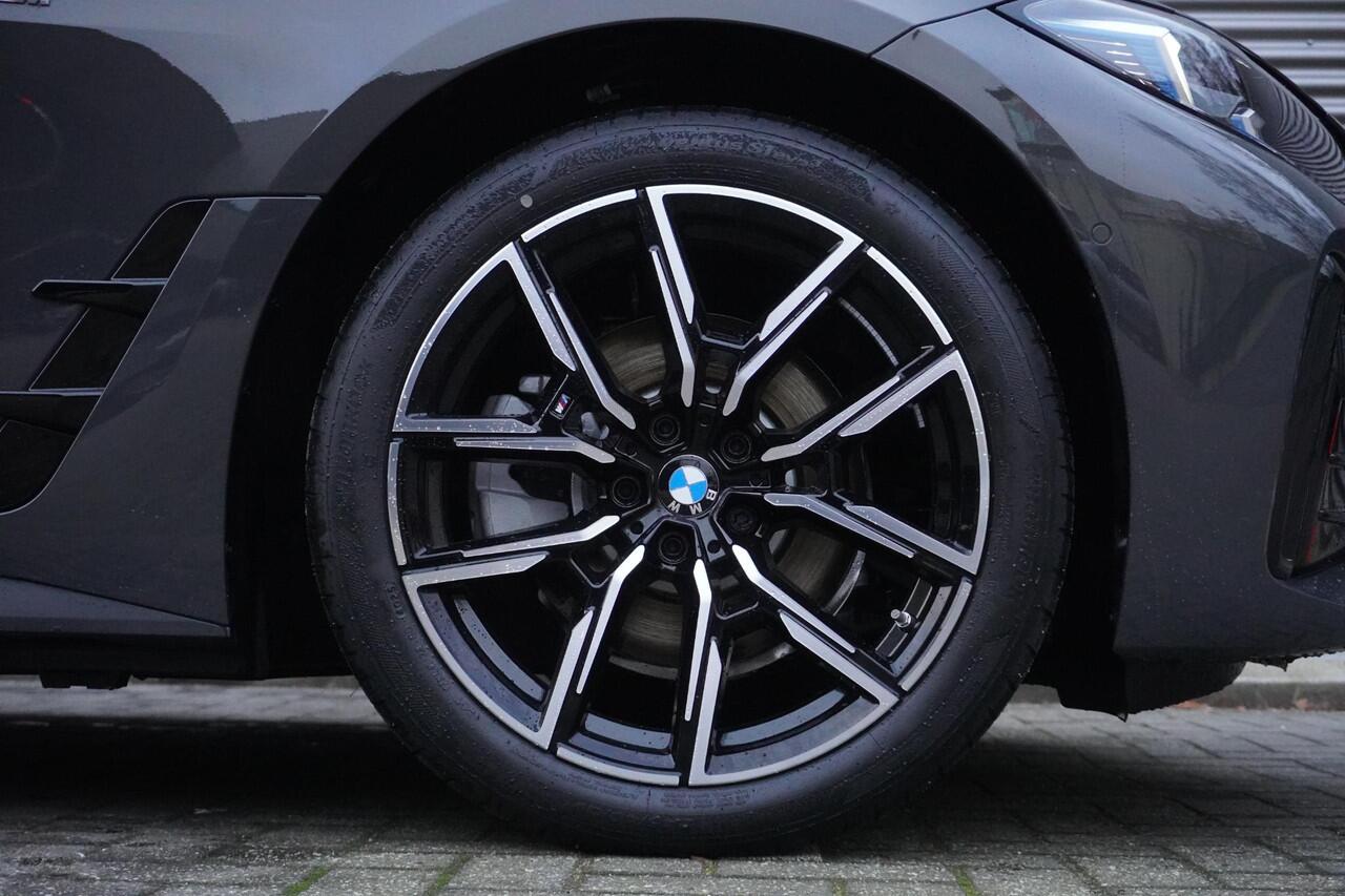 BMW i4 eDrive35 M Sportpakket | Comfort Pack | HiFi System | Comfort Access | Achteruitrijcamera | Stuurwielrand verwarmd | Ekris Selection