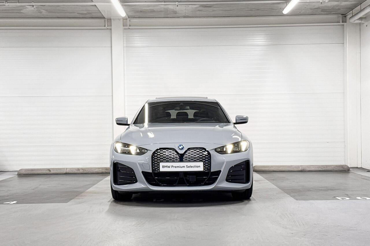 BMW i4 eDrive35 | M-Sport Pro | Comfort Pack | Hifi System | Schuif/-Kanteldak | Comfort Access | ElectricDeals