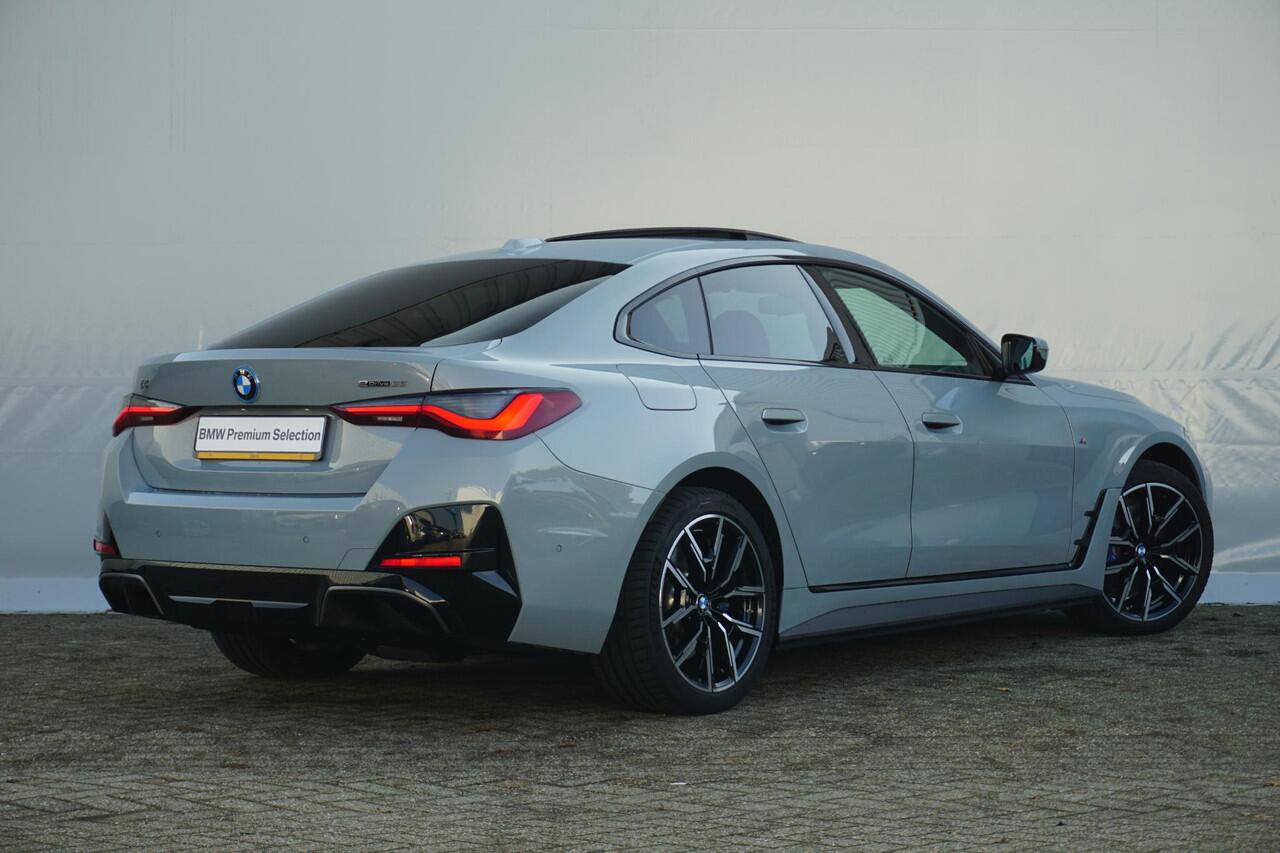 BMW i4 eDrive35 M Sportpakket 19'' / Schuif-/kanteldak / HiFi System / M Sportremsysteem