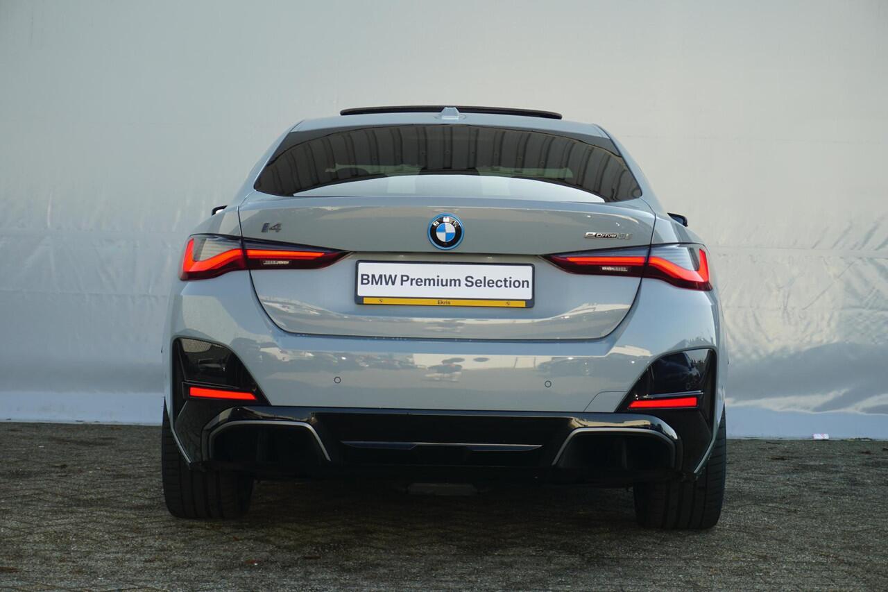 BMW i4 eDrive35 M Sportpakket 19'' / Schuif-/kanteldak / HiFi System / M Sportremsysteem