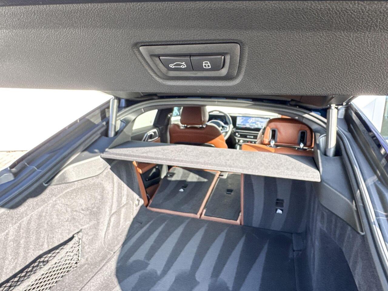 BMW i4 M60 84 kWh M Sport | Panoramadak