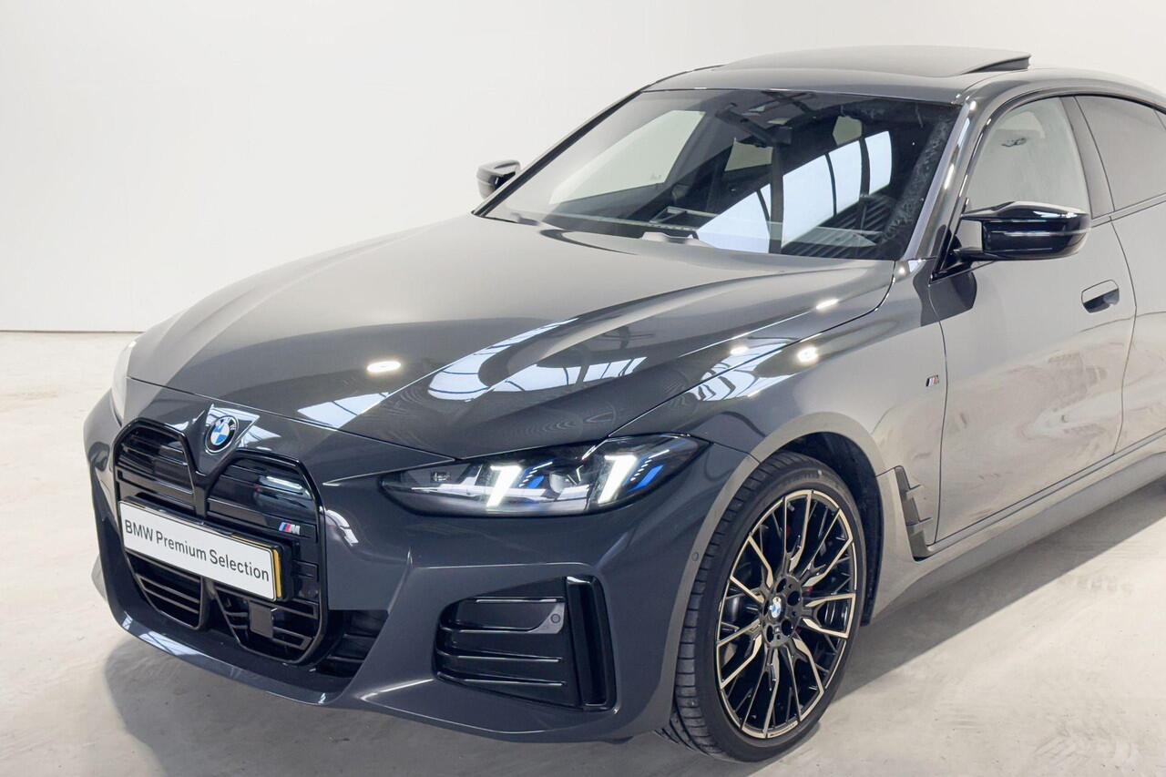 BMW i4 eDrive35 M Sport Edition | M-Sport Pro | Schuifdak | Leder | Harman Kardon | Dravit Grau Individual | 20'' Performance wielen | ElectricDeals