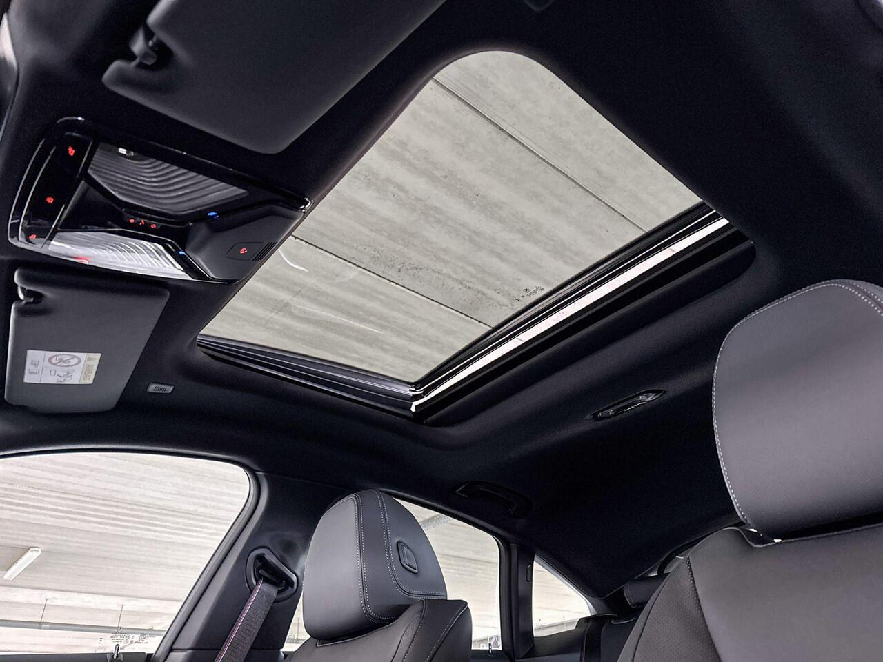 BMW i4 eDrive40 84 kWh | Selections | M Adaptief onderstel | Elektrisch bediend glazen schuif-/kanteldak