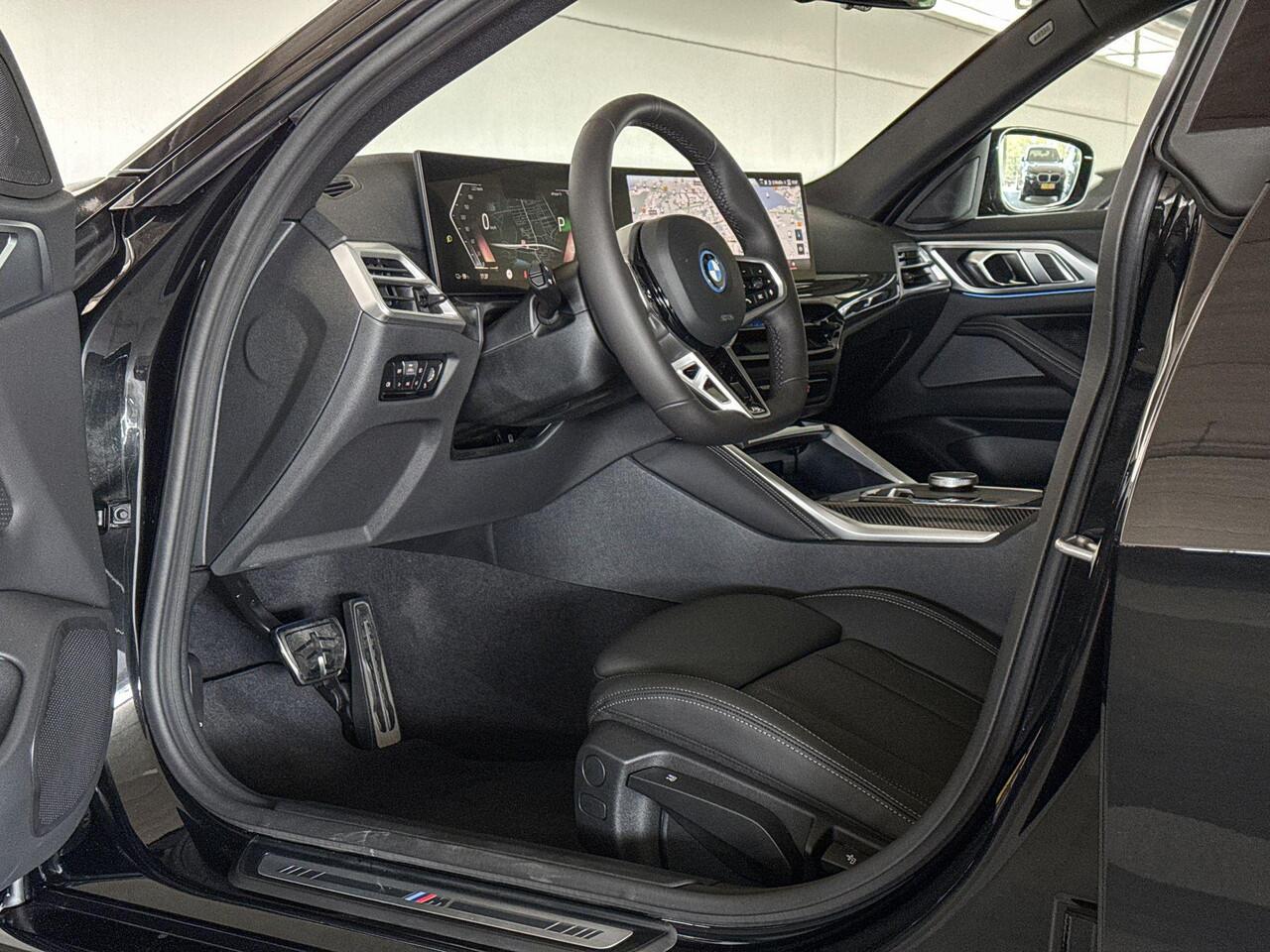 BMW i4 eDrive40 84 kWh | Selections | M Adaptief onderstel | Elektrisch bediend glazen schuif-/kanteldak