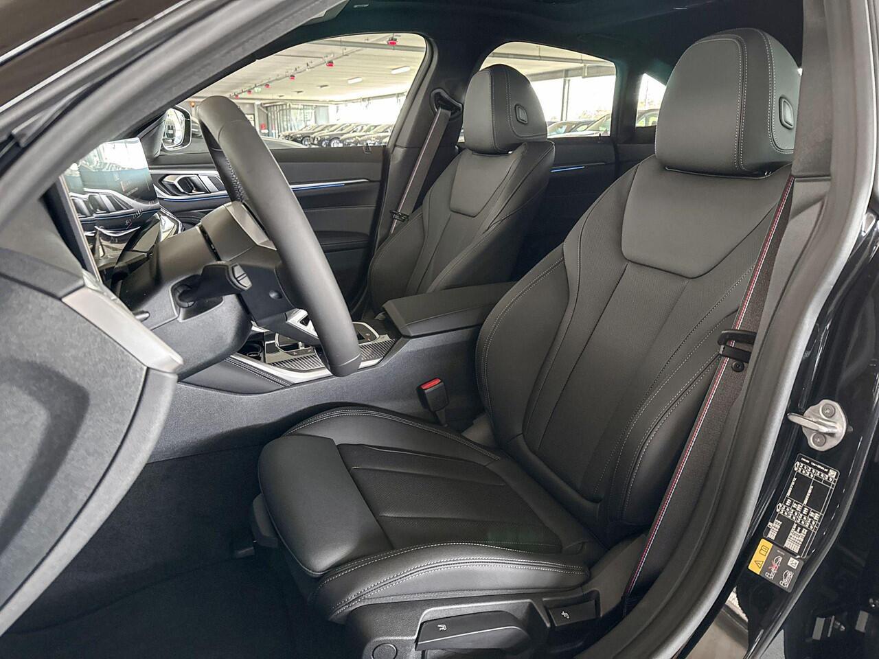 BMW i4 eDrive40 84 kWh | Selections | M Adaptief onderstel | Elektrisch bediend glazen schuif-/kanteldak