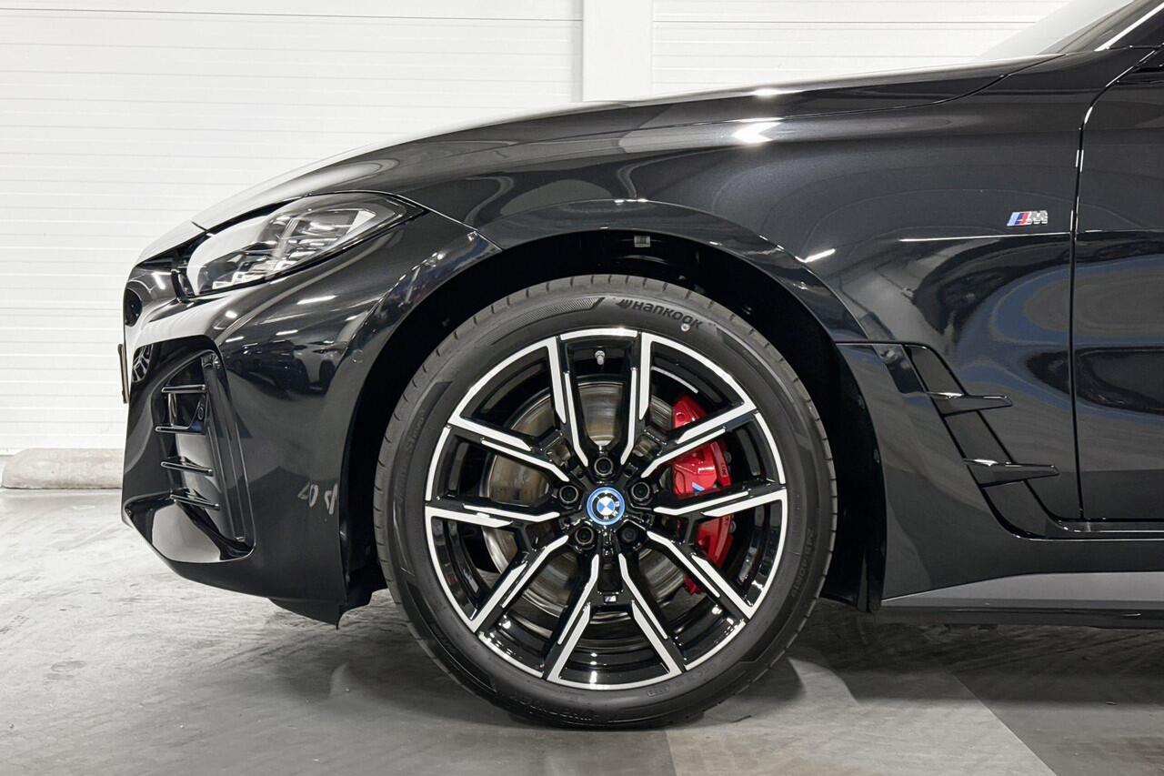 BMW i4 eDrive35 | M-Sport Pro | High Executive | Active Cruise Control | Schuif-/kanteldak