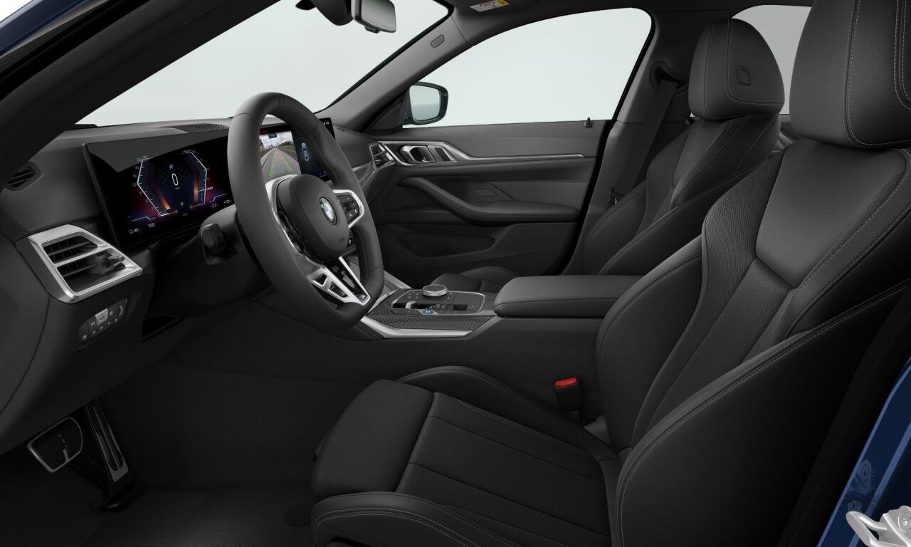 BMW i4 eDrive35 M Sport Edition | M Sportpakket | Glazen Schuif-/kanteldak | Trekhaak | Comfort Pack | Showroom Selection