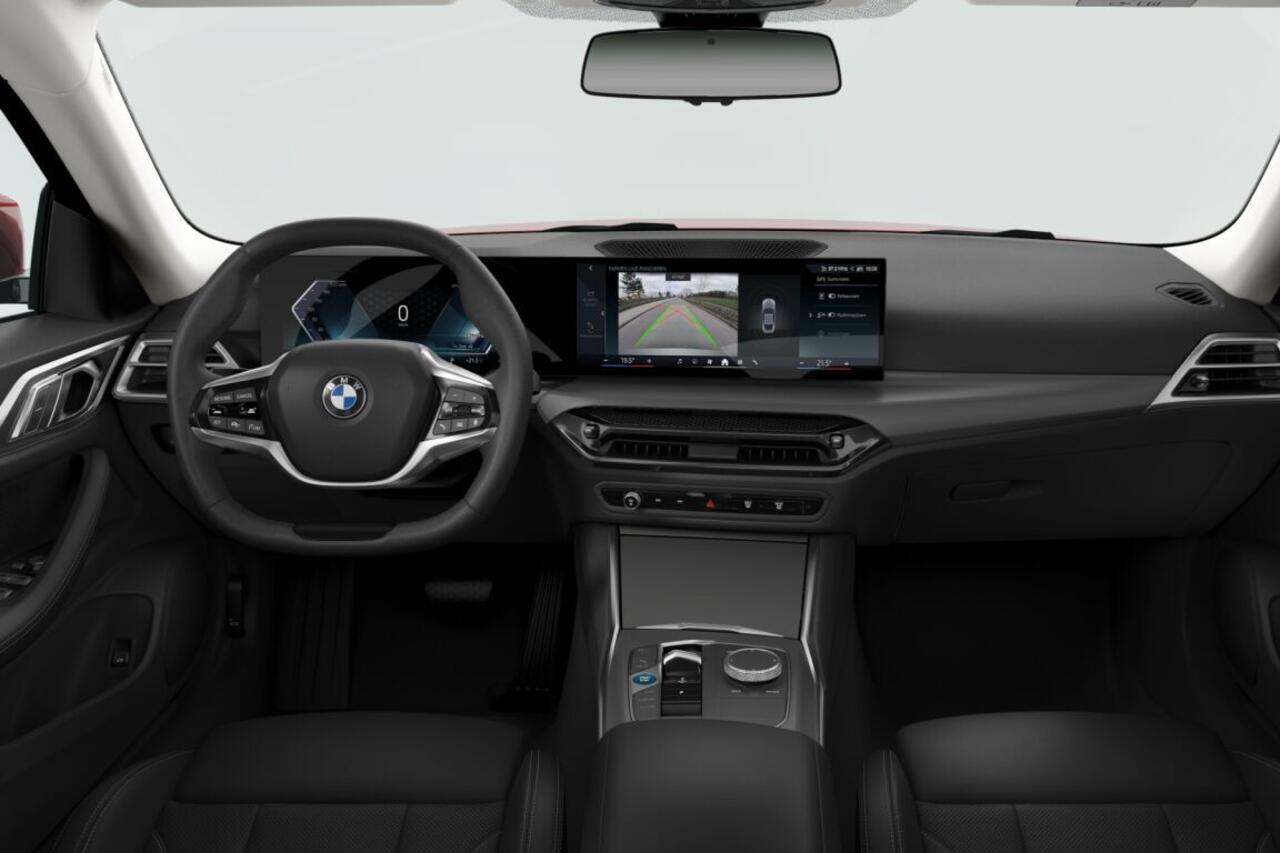 BMW i4 eDrive35 70 kWh Pure Edition