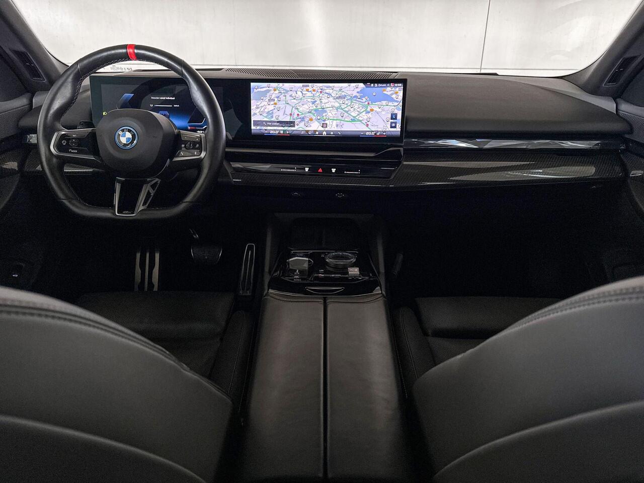 BMW i5 Sedan M60 xDrive 84 kWh