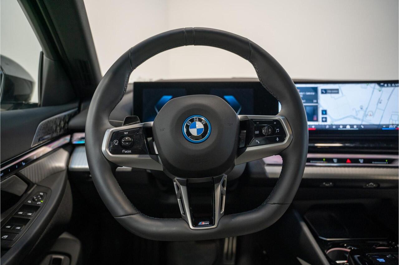 BMW i5 Touring eDrive40 M Sport Edition M Sportpakket Pro