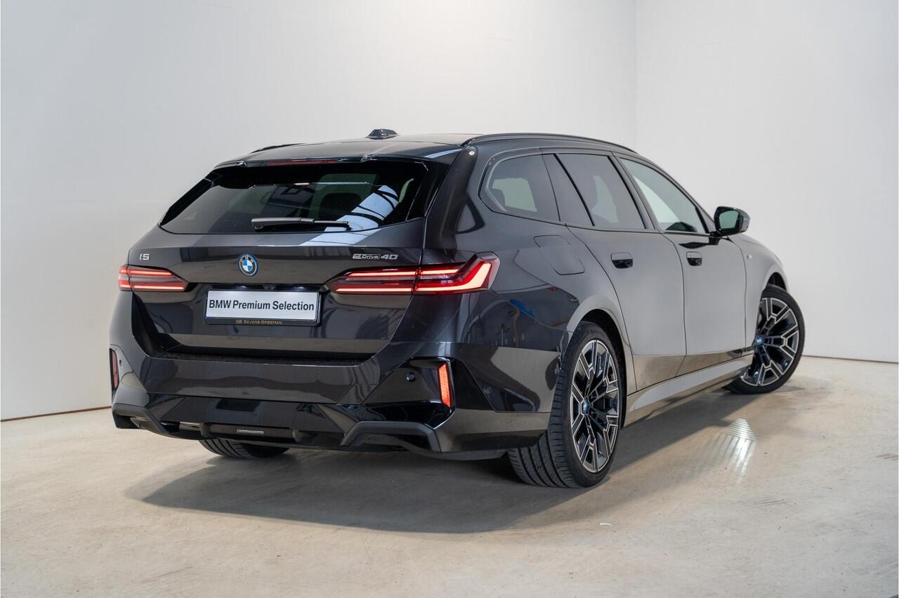 BMW i5 Touring eDrive40 M Sport Edition M Sportpakket Pro