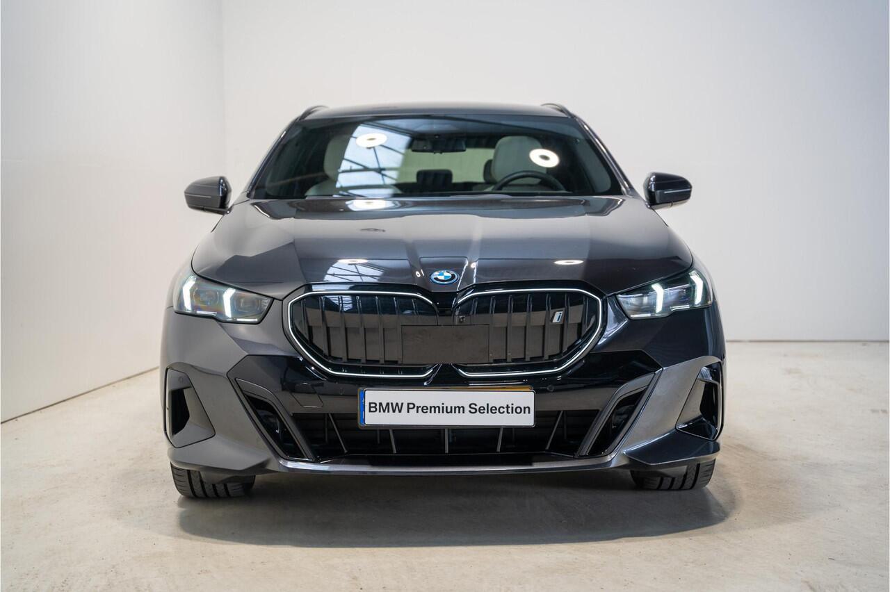 BMW i5 Touring eDrive40 M Sport Edition M Sportpakket Pro