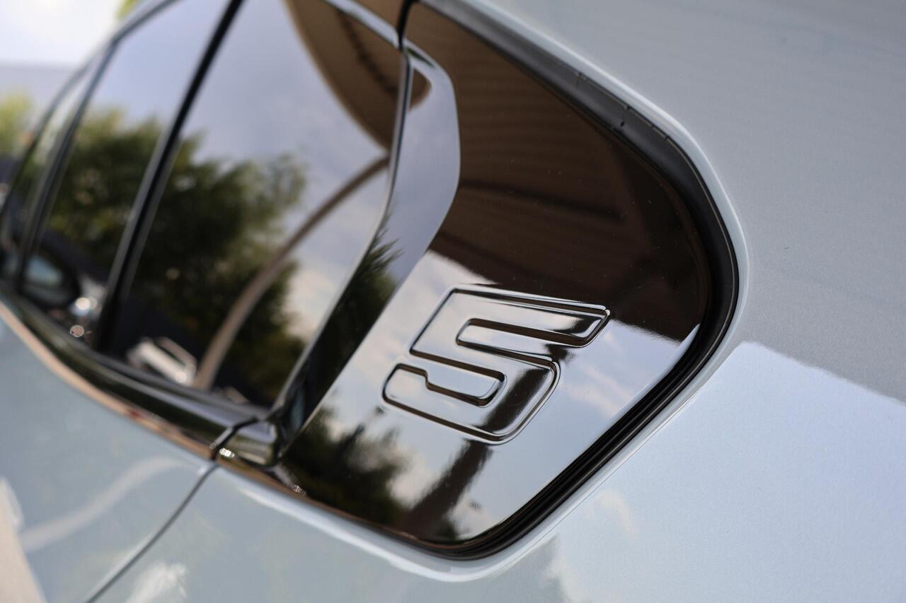 BMW i5 M60 xDrive 84 kWh | M Sport Pro | Comfort Pack | Innovation Pack | Trekhaak