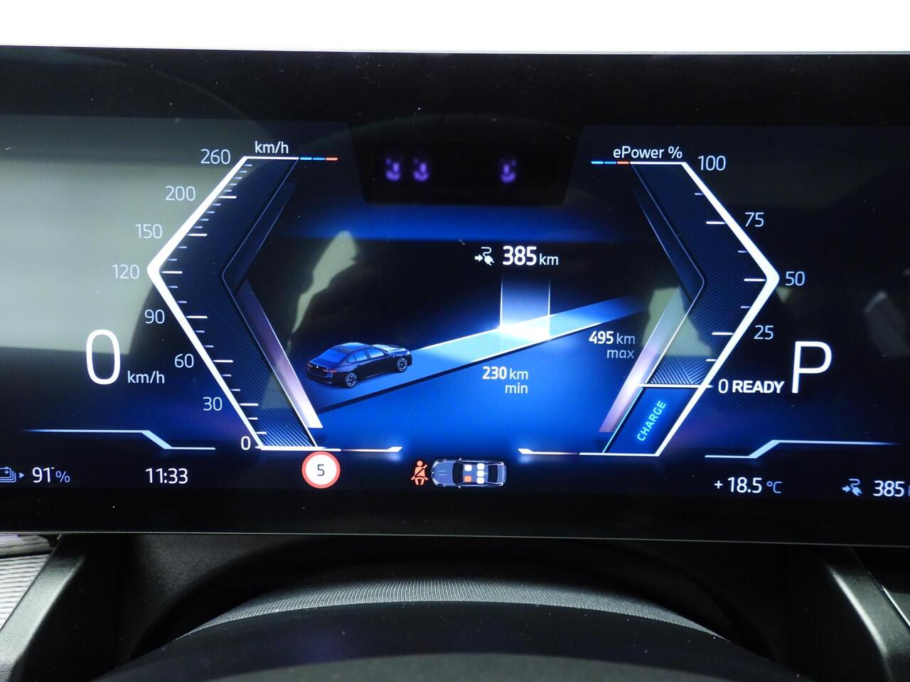 BMW i5 Sedan eDrive40 84 kWh | M-Sportpakket | LED | HUD | Schuifdak | Trekhaak | Active cruise | DAB | Harman-kardon sound | Alu 20 inch