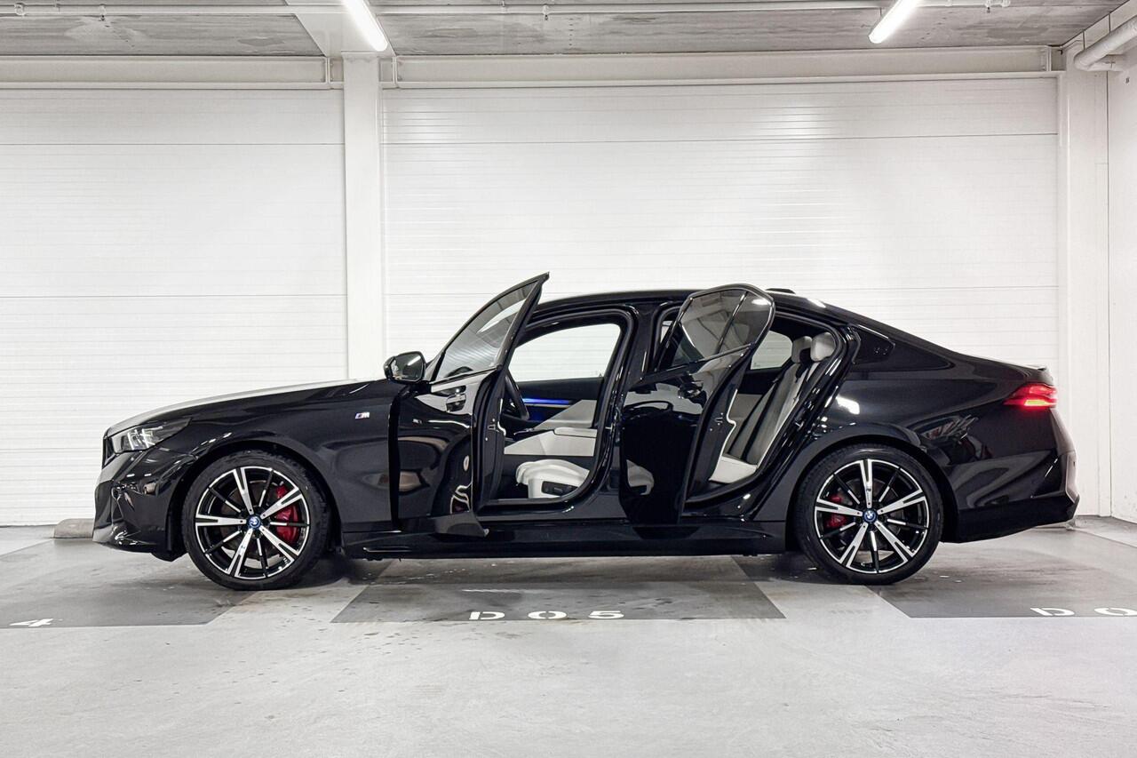 BMW i5 Sedan eDrive40 84 kWh